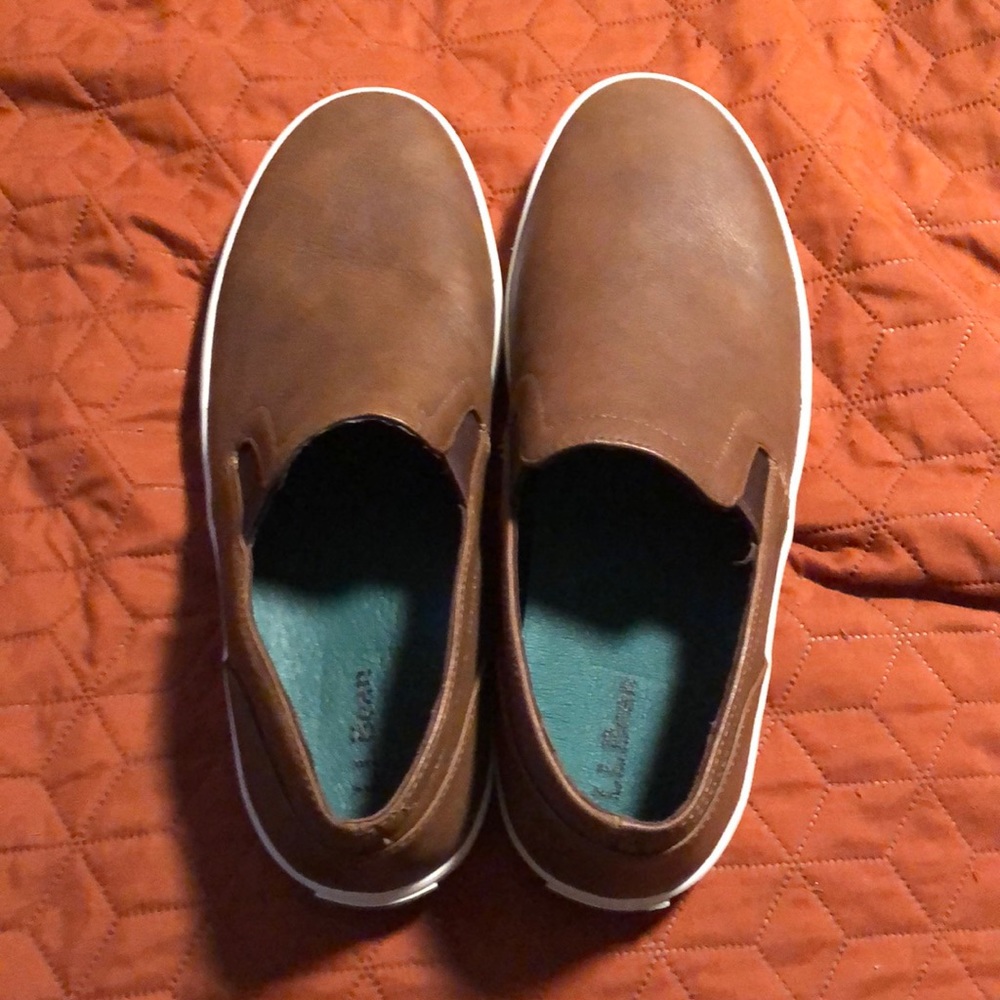 L.L.Bean
Men's Mountainville Shoes, Leather Slip-On